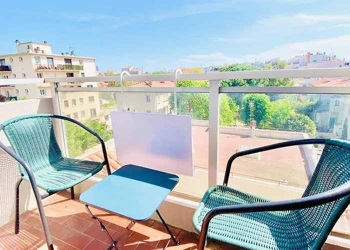 Yellow Proche De La Gare De Apartment Perpignan